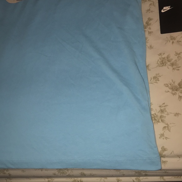 Nike Men’s Tee🆕 - Picture 7 of 12